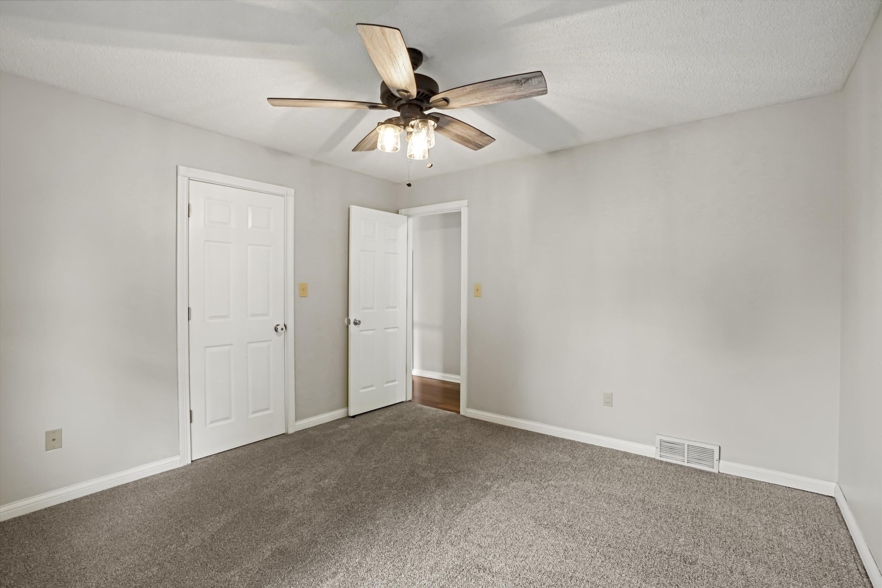 612 Woodview Drive