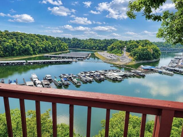 1219 Hideaway Drive