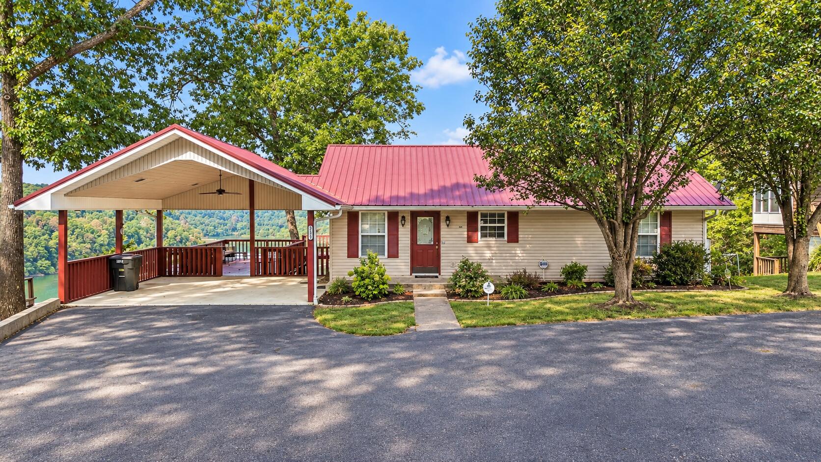 1219 Hideaway Drive