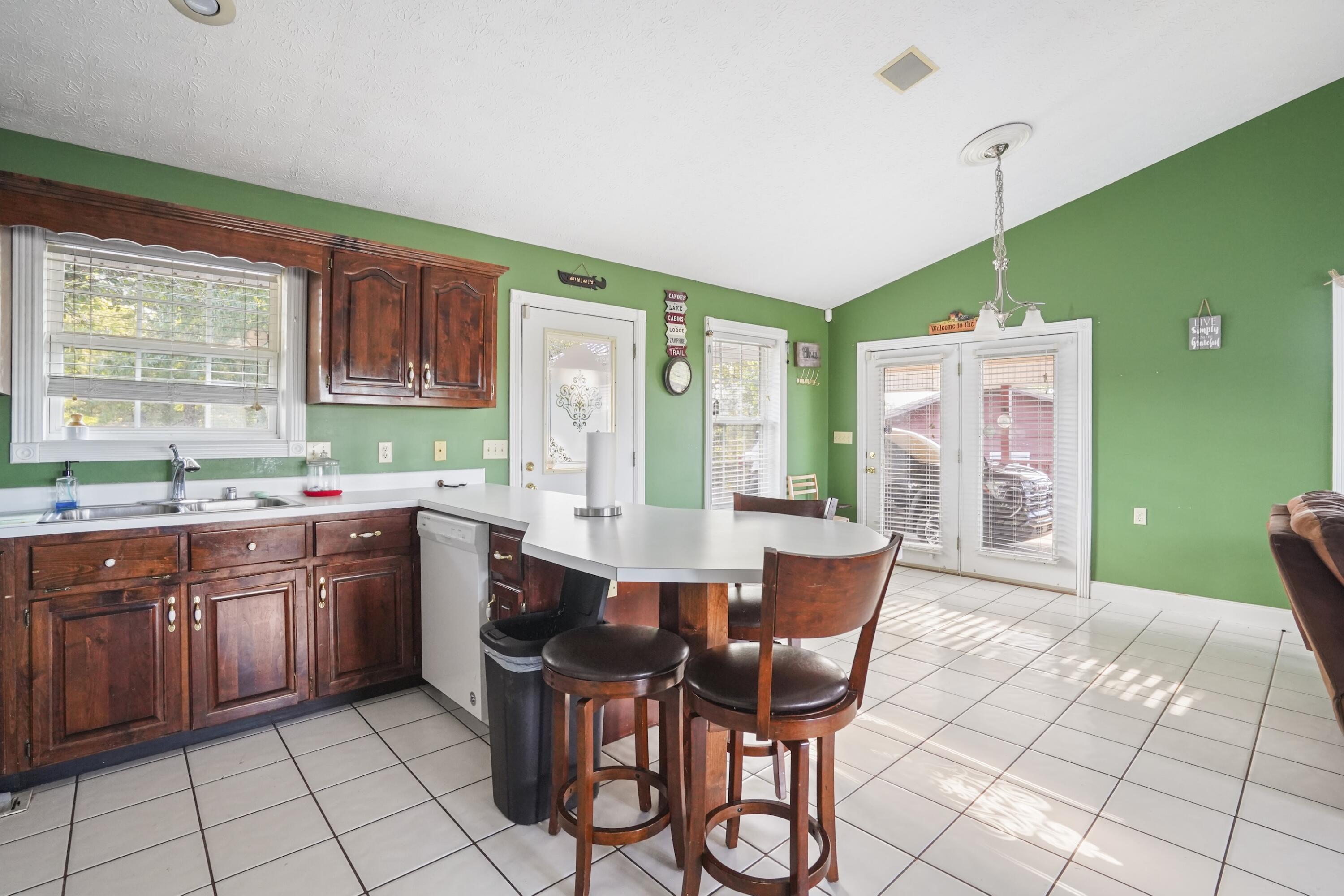 1219 Hideaway Drive