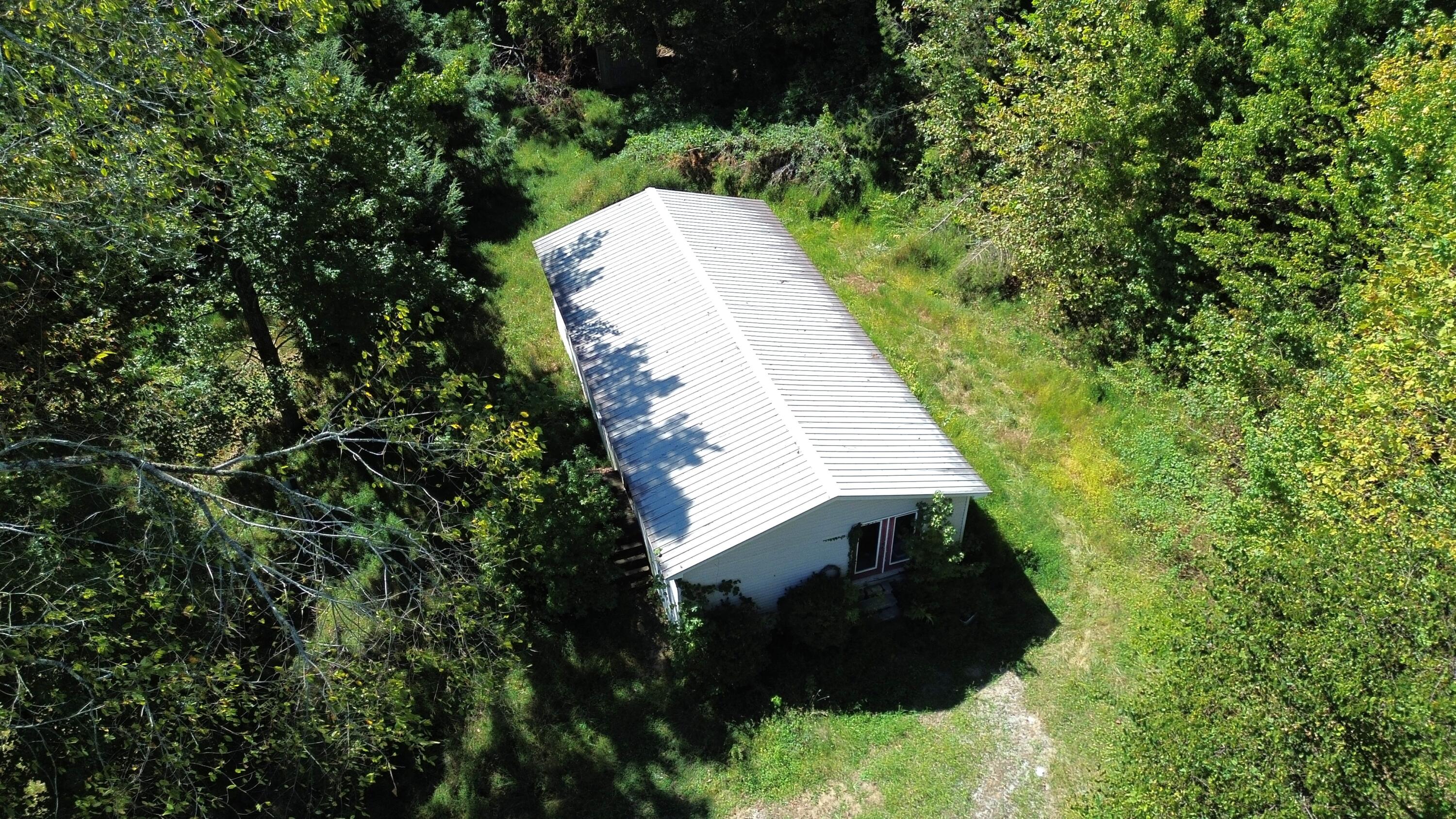2001 2001 Crocus Creek Rd Road