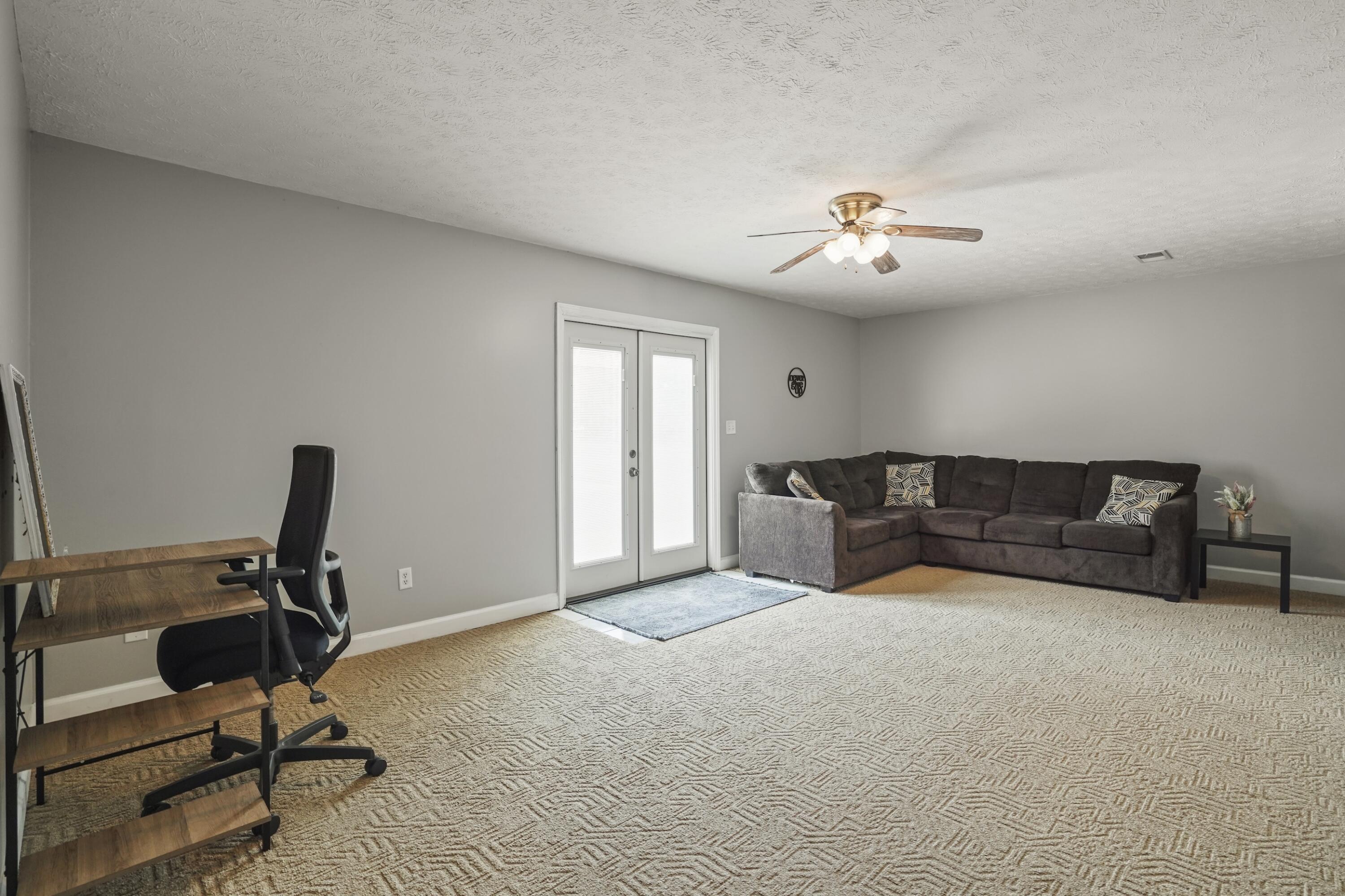 164 Palm Circle