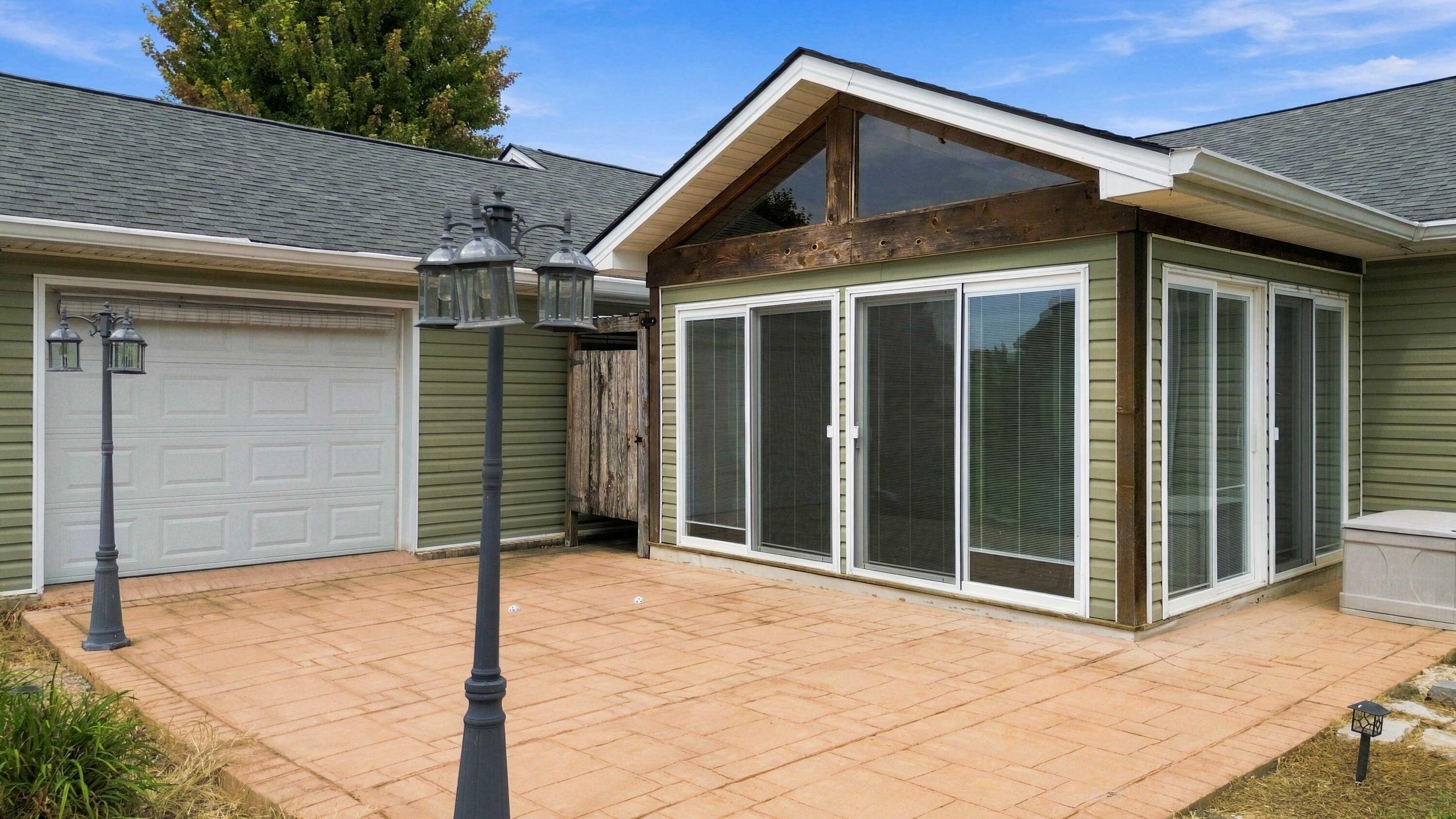 158 Ridgewood Circle