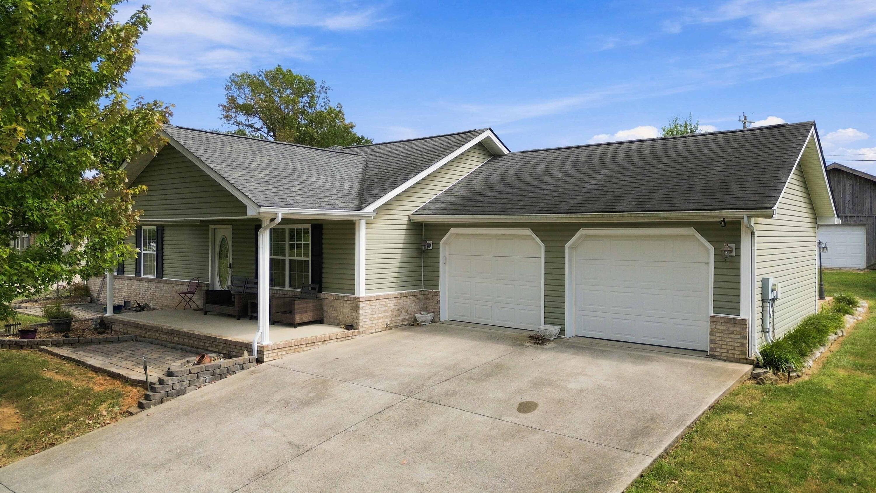 158 Ridgewood Circle