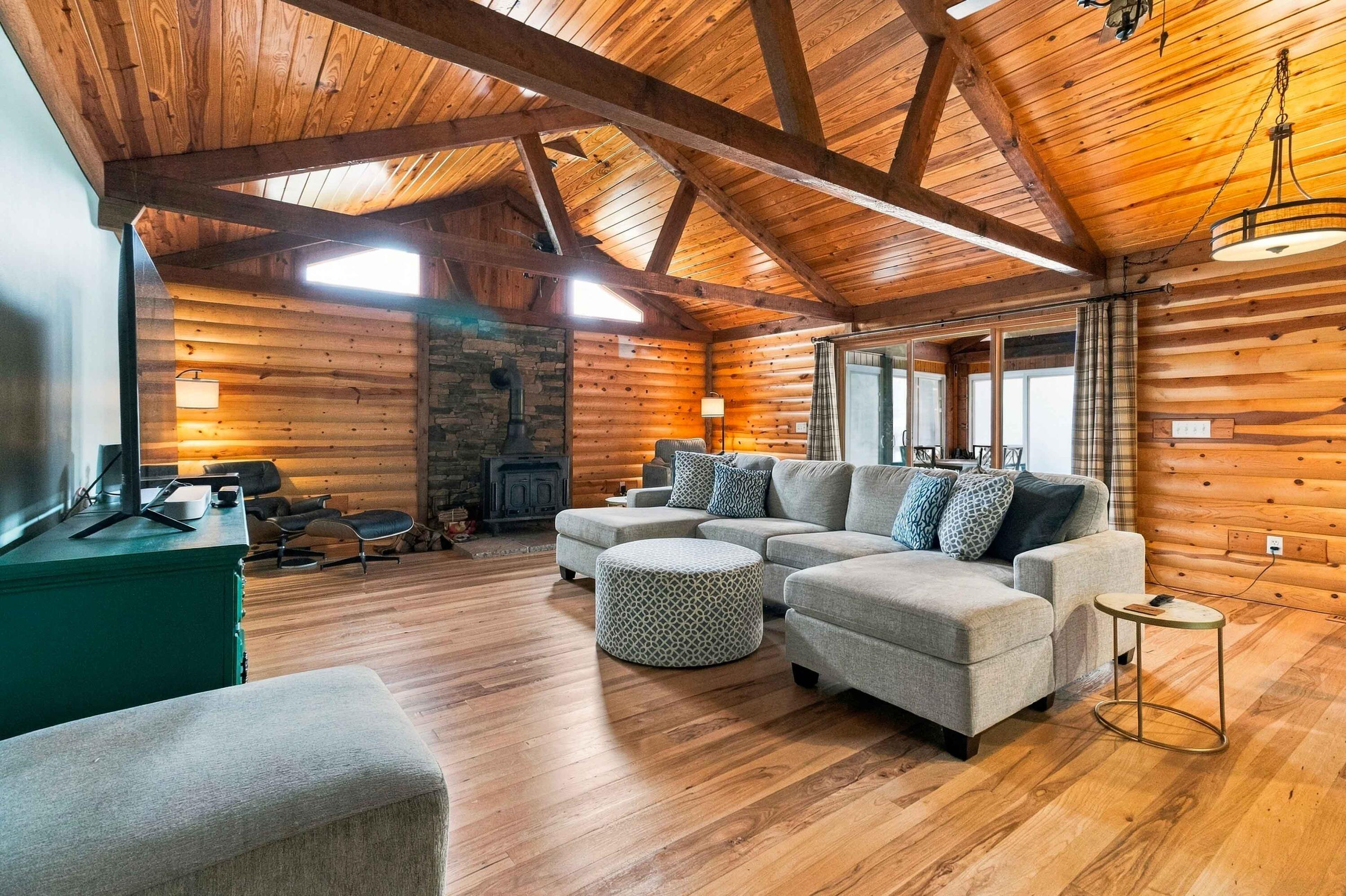 158 Ridgewood Circle