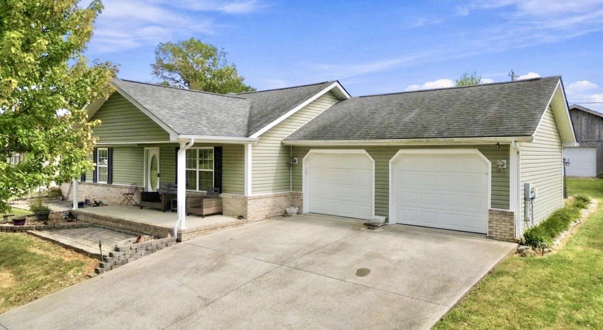 158 Ridgewood Circle