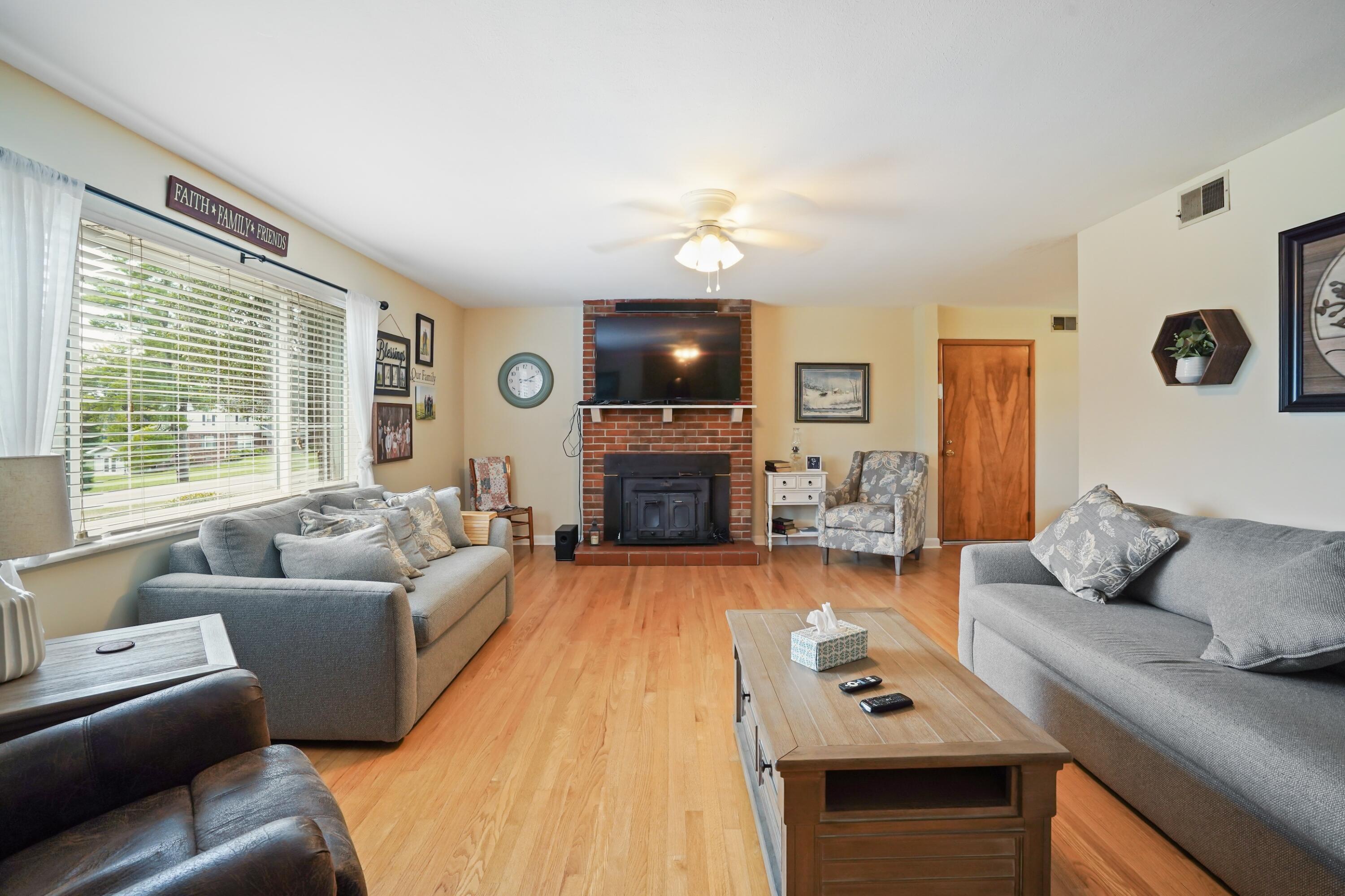 180 Cliffside Drive