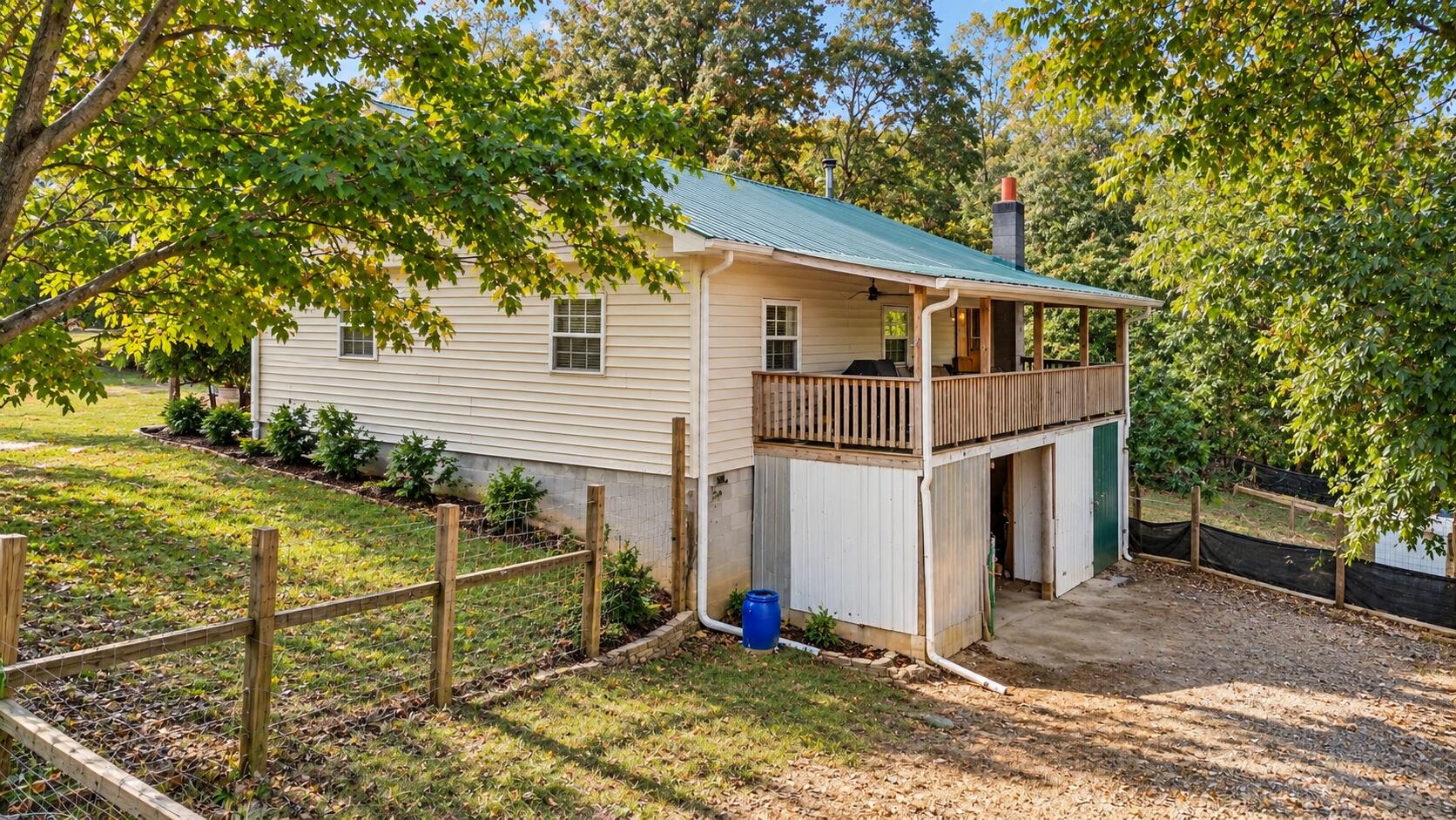 8546 Highway 1363
