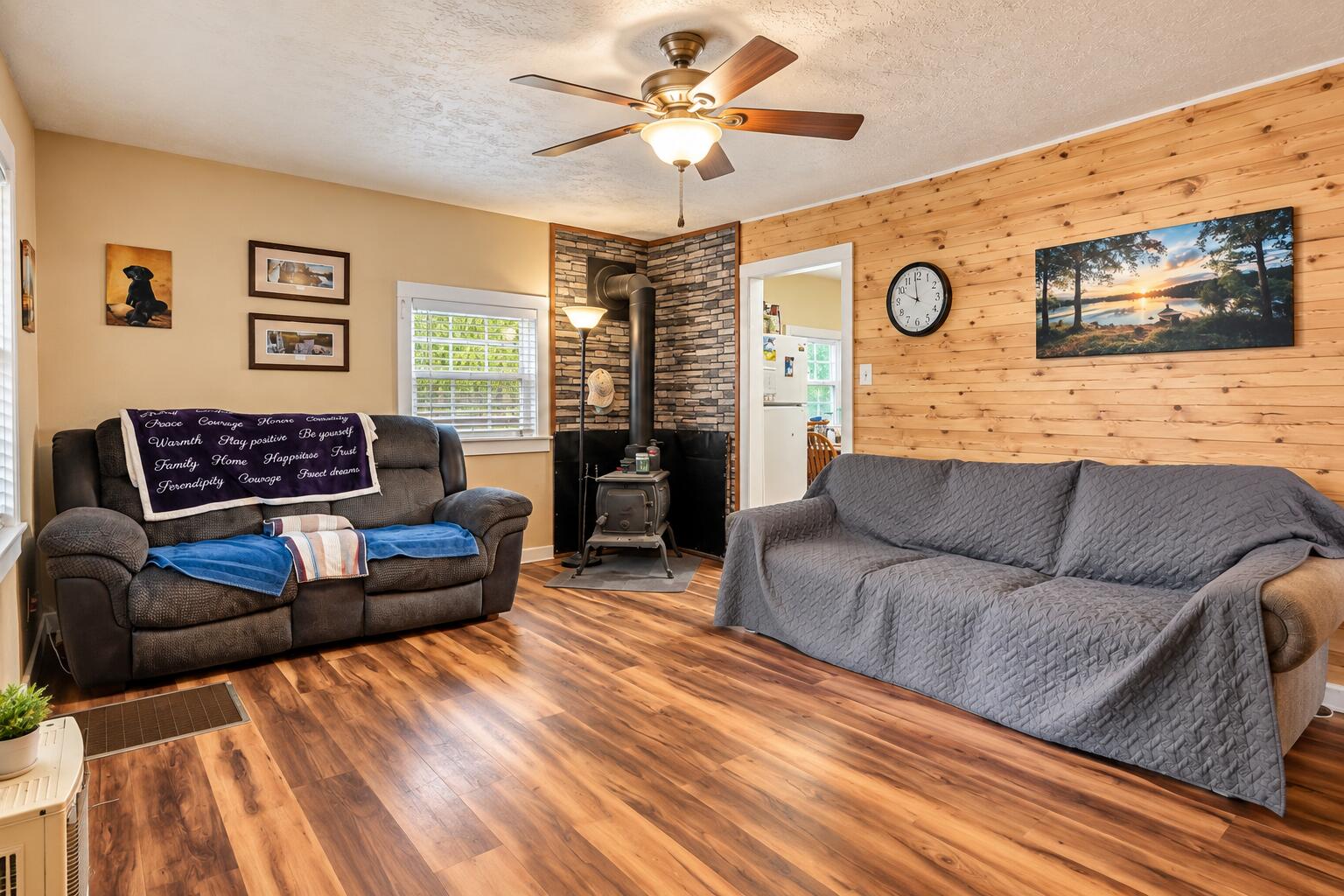 8546 Highway 1363