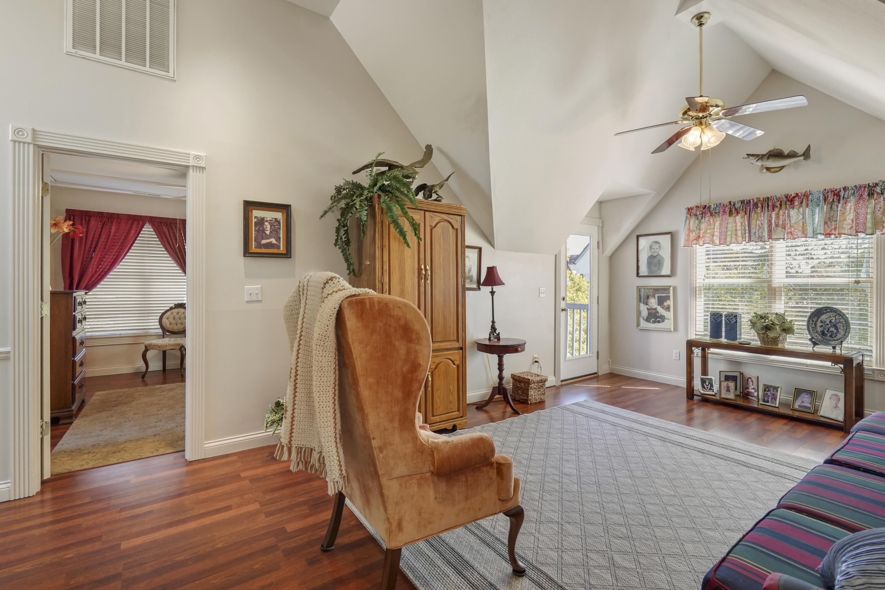 194 Cumberland Drive