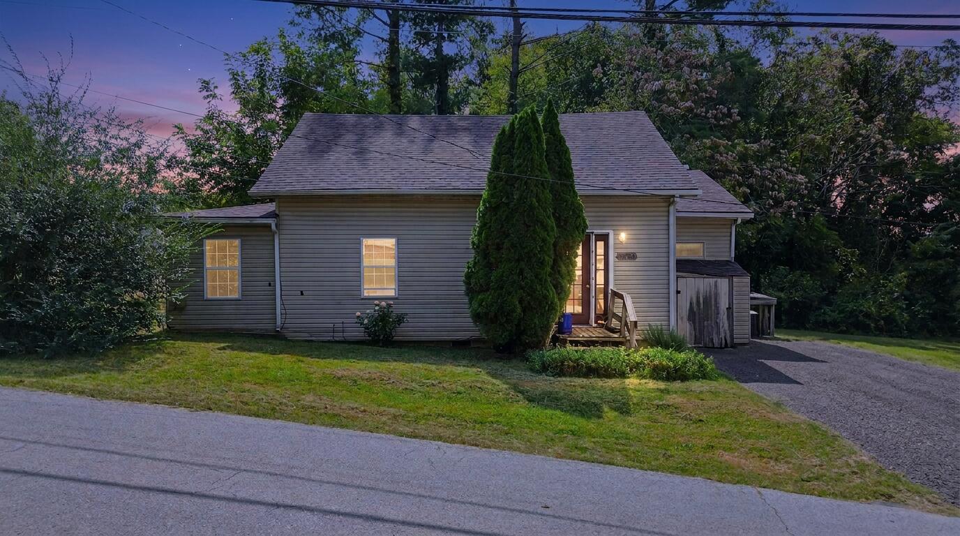 118 Beecher Street