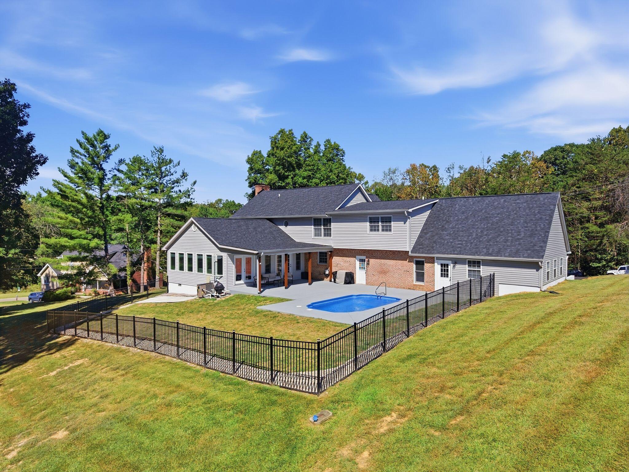 3800 Heather Way
