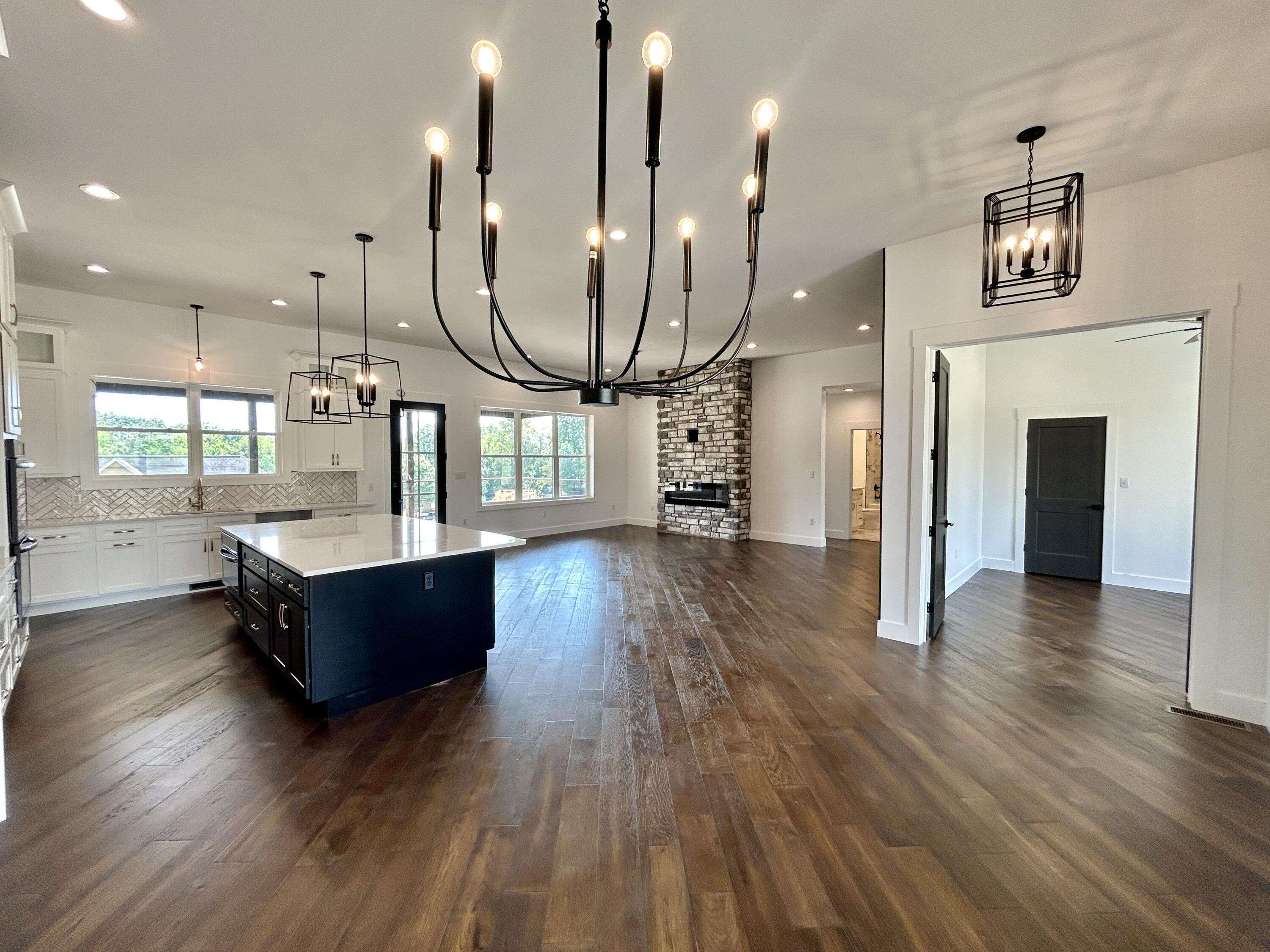 442 Woods Edge Drive