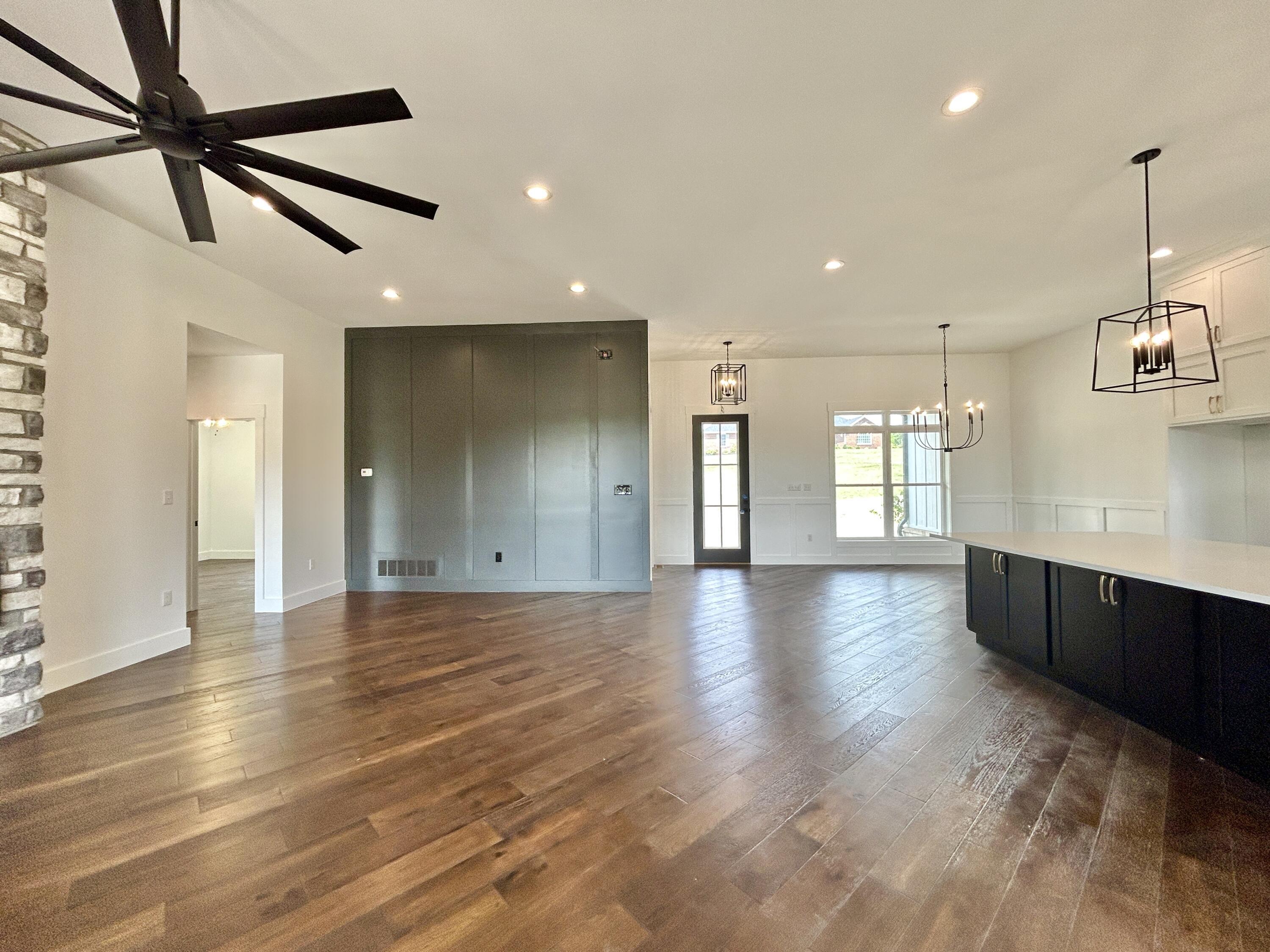 442 Woods Edge Drive