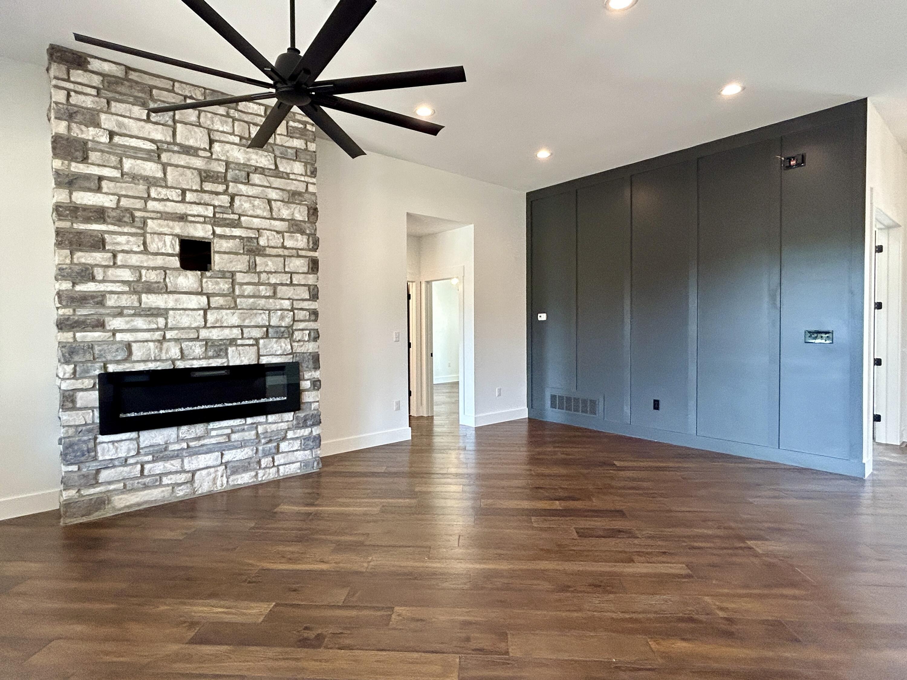 442 Woods Edge Drive