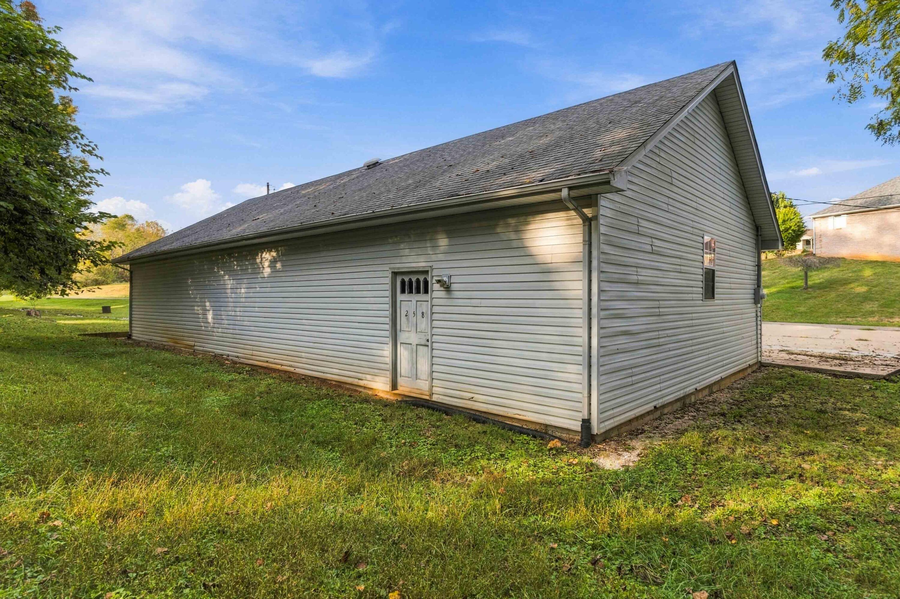 258 Earl Neeley Road