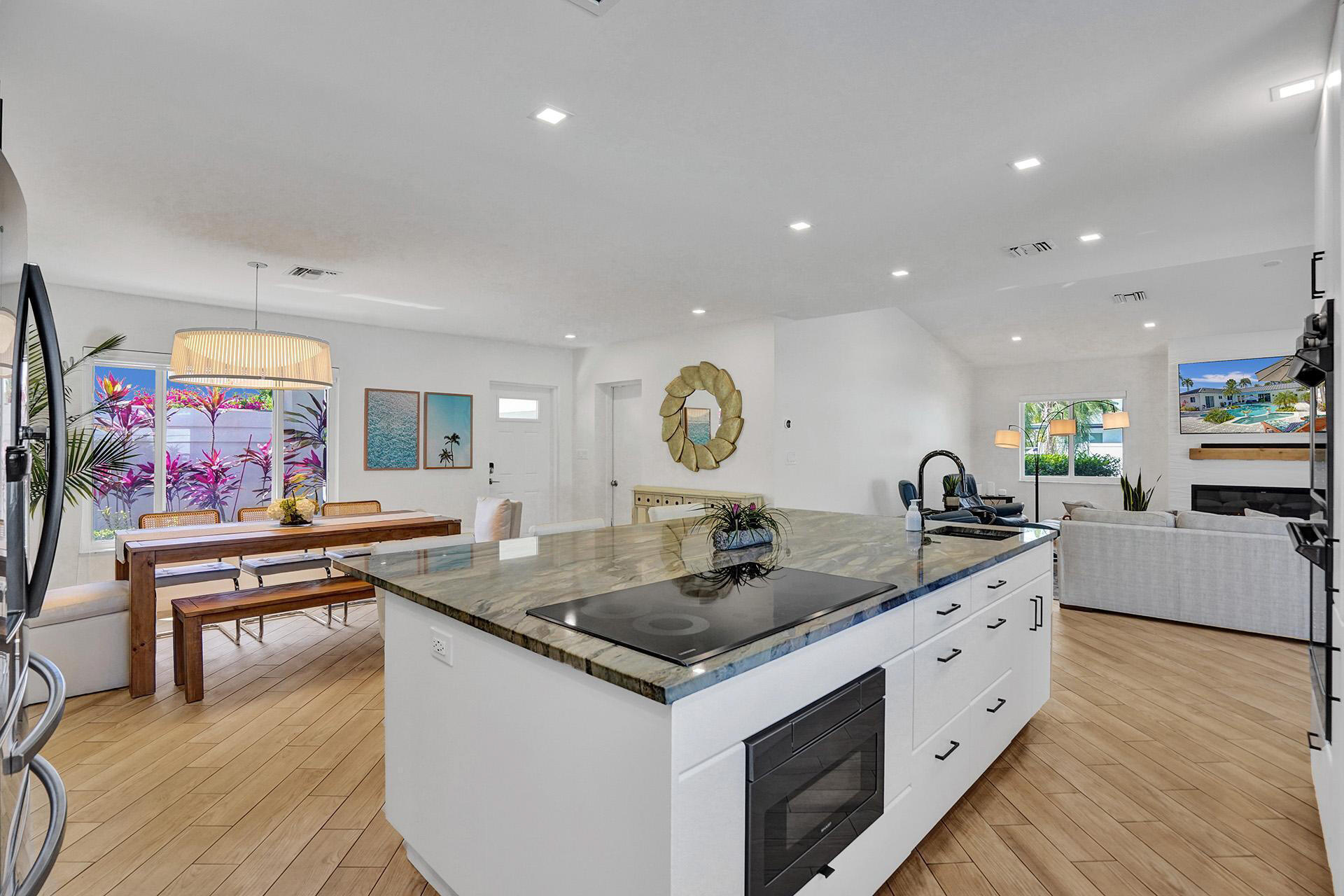 201 SE 11th Street