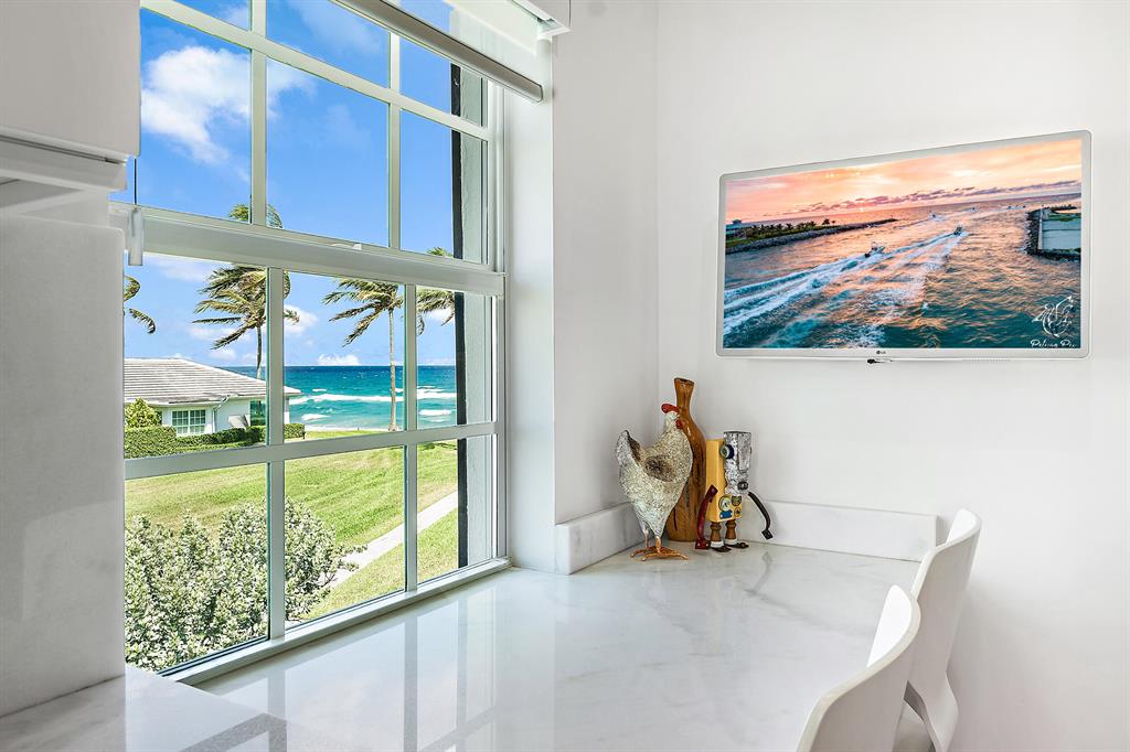 550 S Ocean Boulevard Unit: 203  D