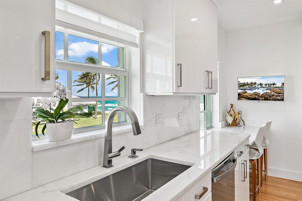 550 S Ocean Boulevard Unit: 203  D