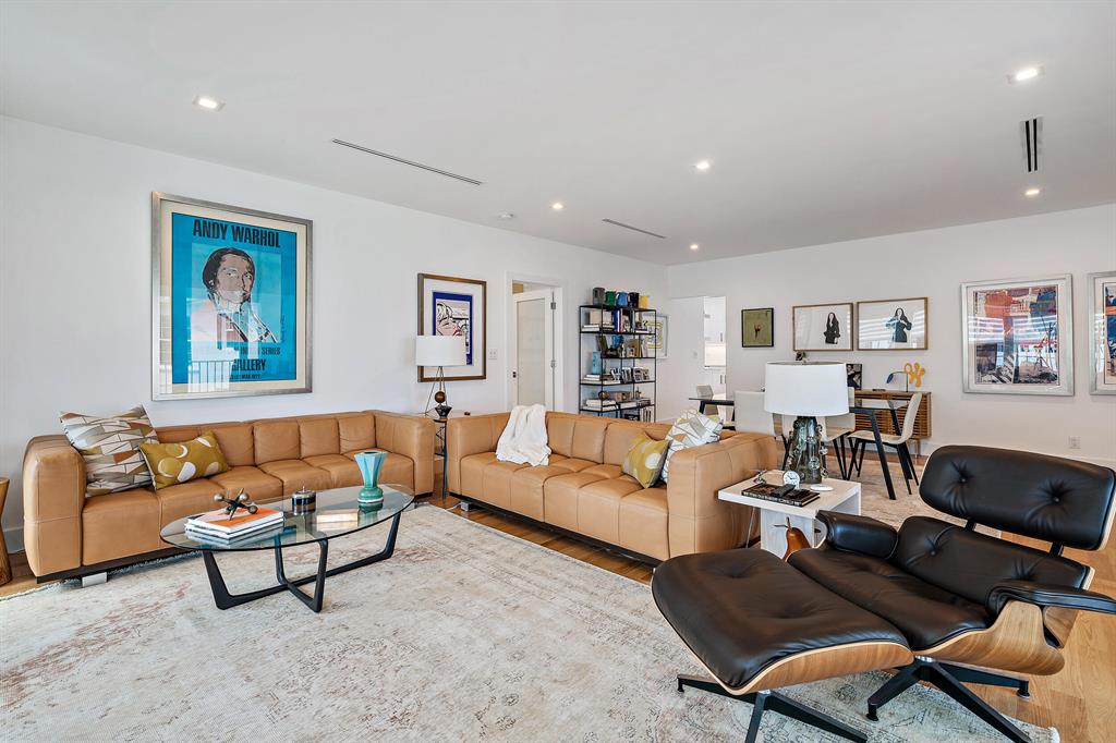 550 S Ocean Boulevard Unit: 203  D