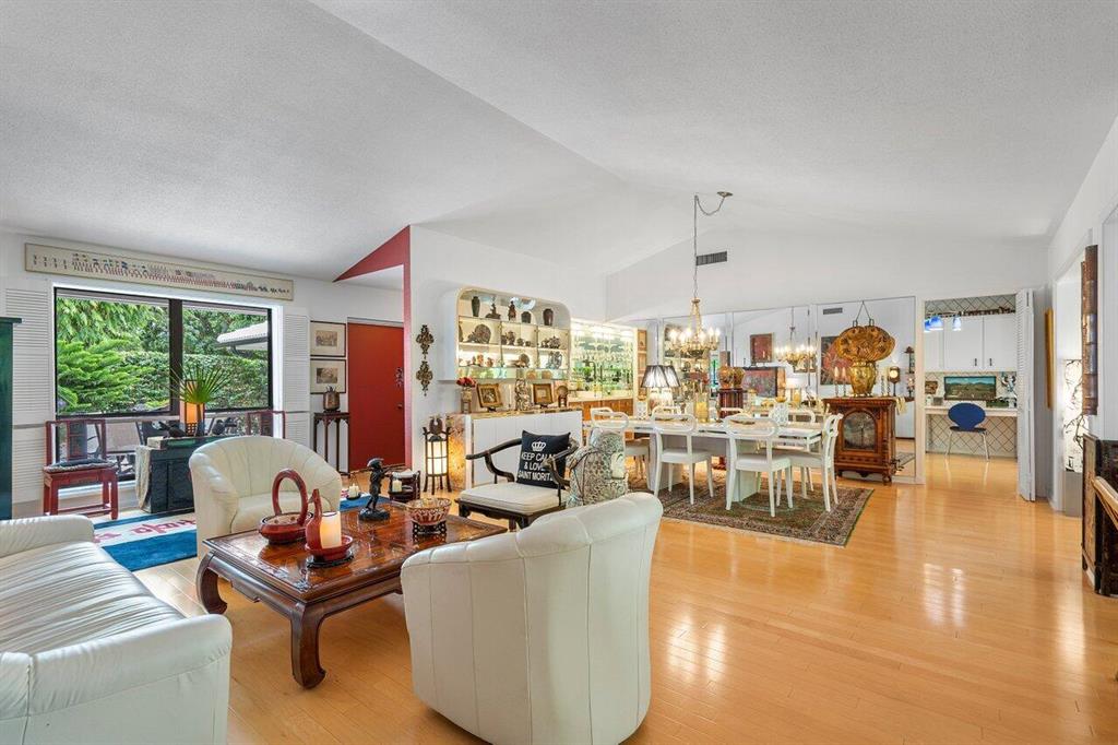 3595 Royal Tern Circle