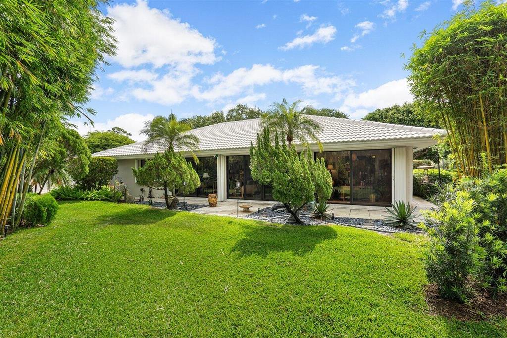 3595 Royal Tern Circle