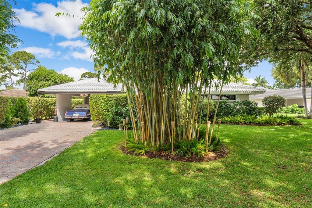 3595 Royal Tern Circle