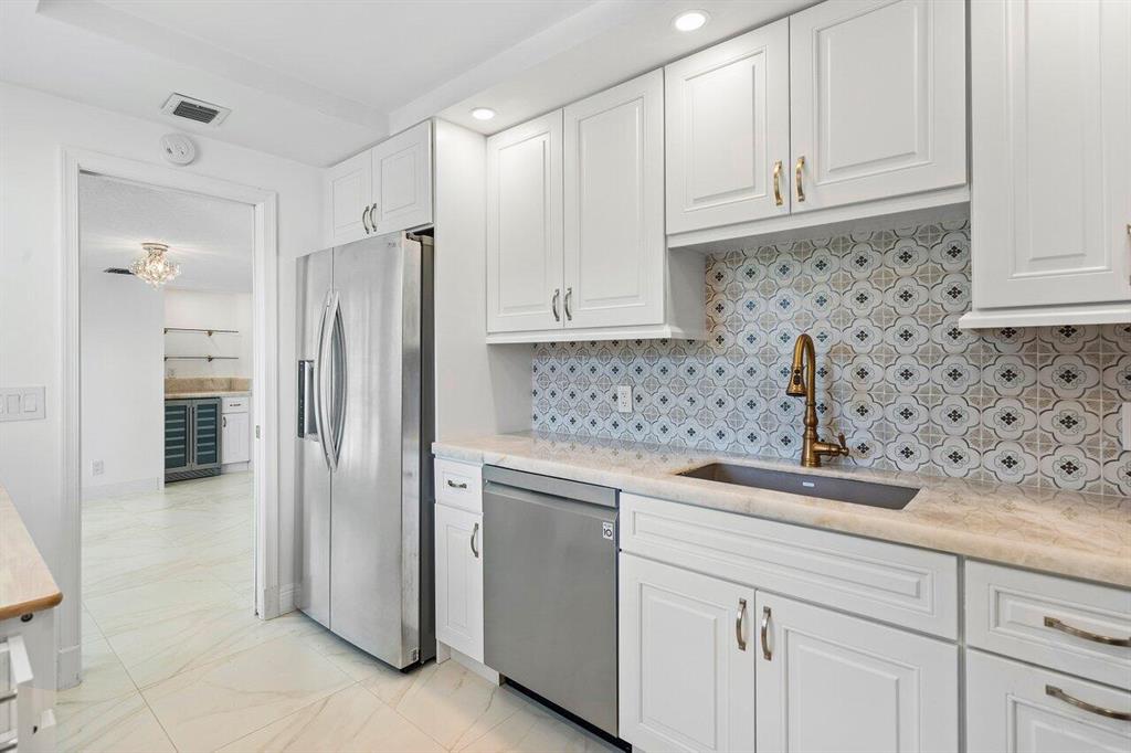 4120 Quail Ridge Drive N Unit: A