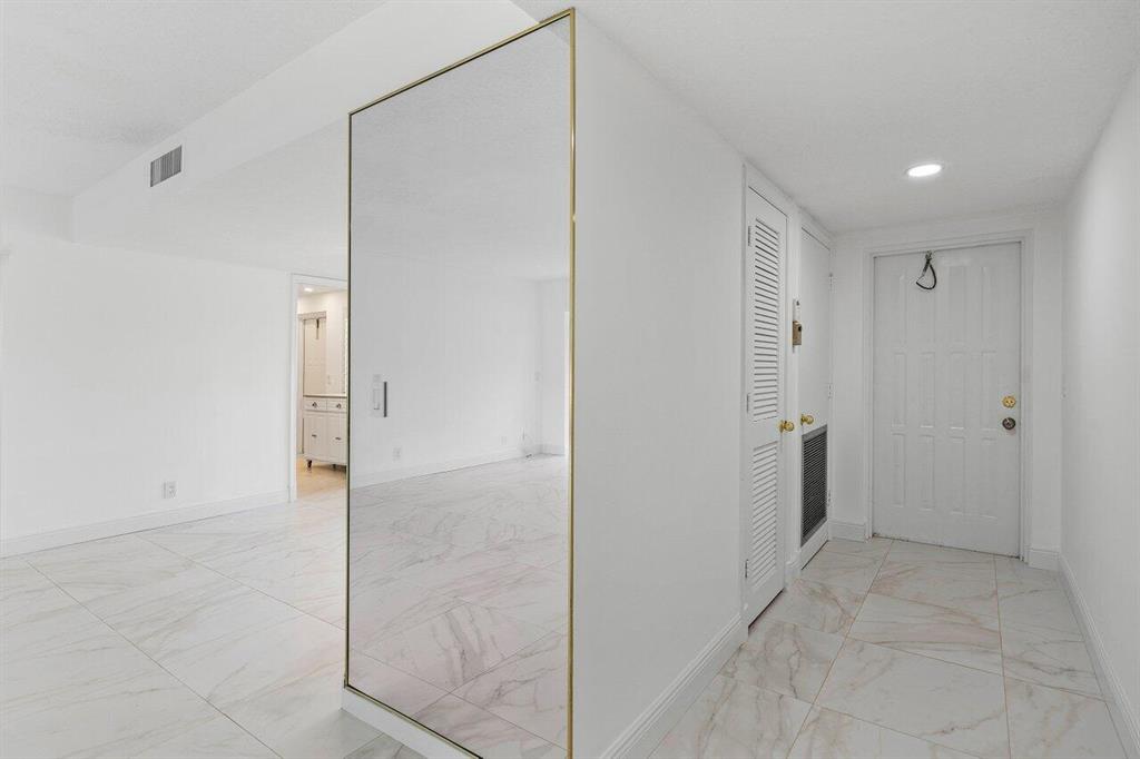 4120 Quail Ridge Drive N Unit: A