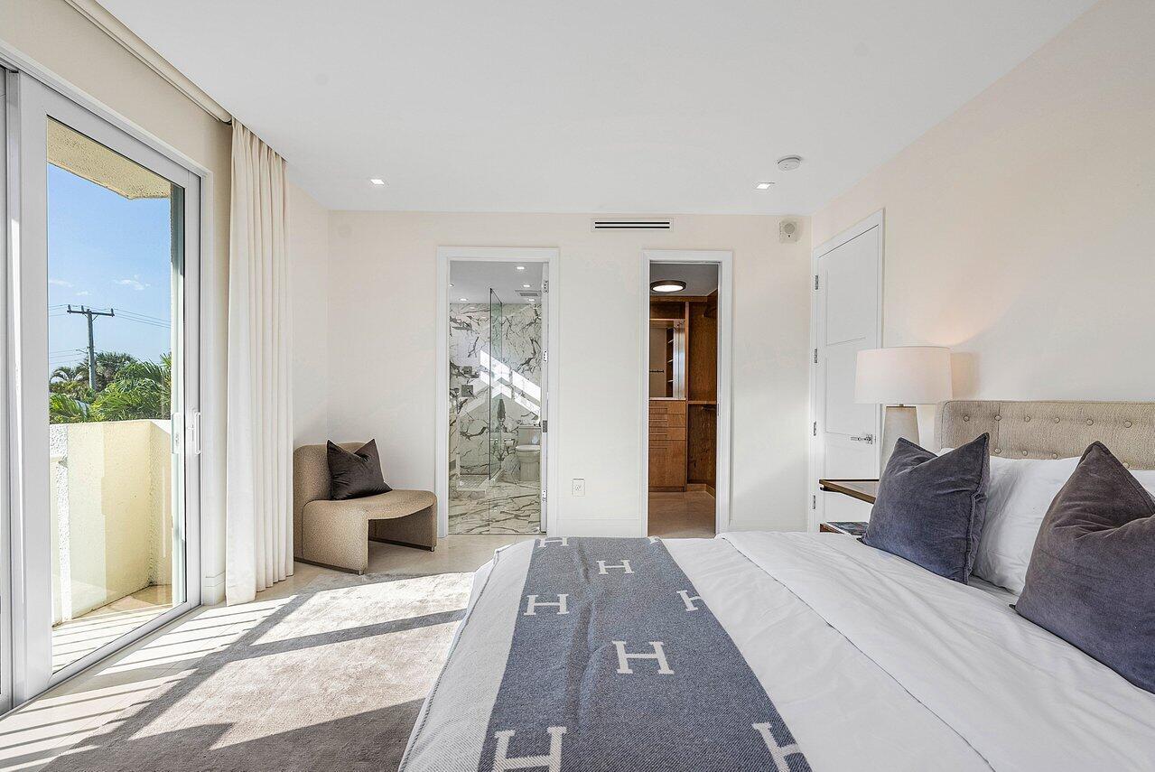 127 Peruvian Avenue Unit: 301