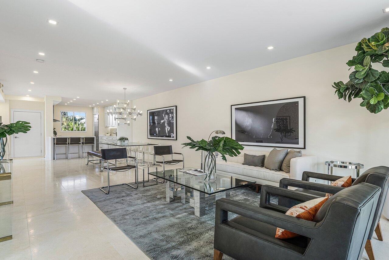 127 Peruvian Avenue Unit: 301