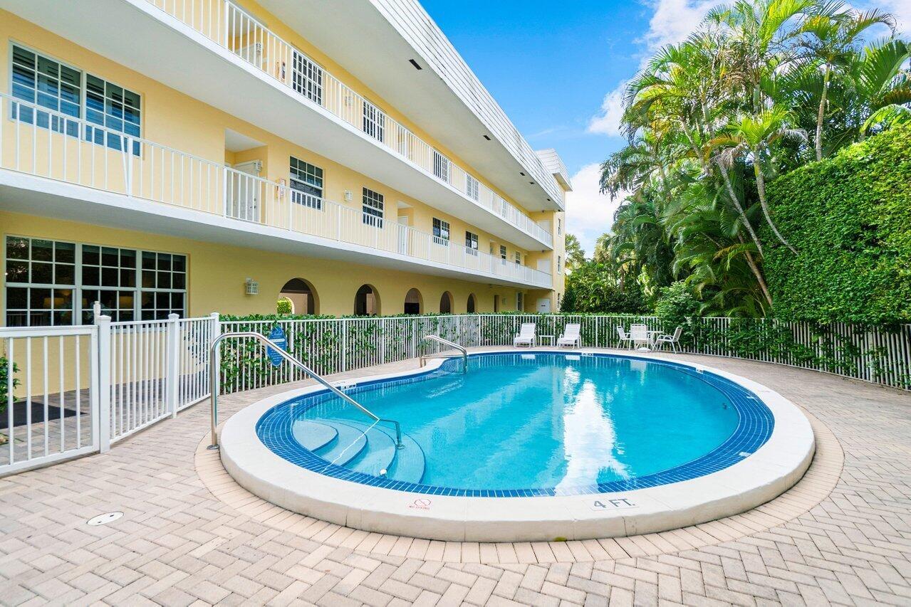 127 Peruvian Avenue Unit: 301