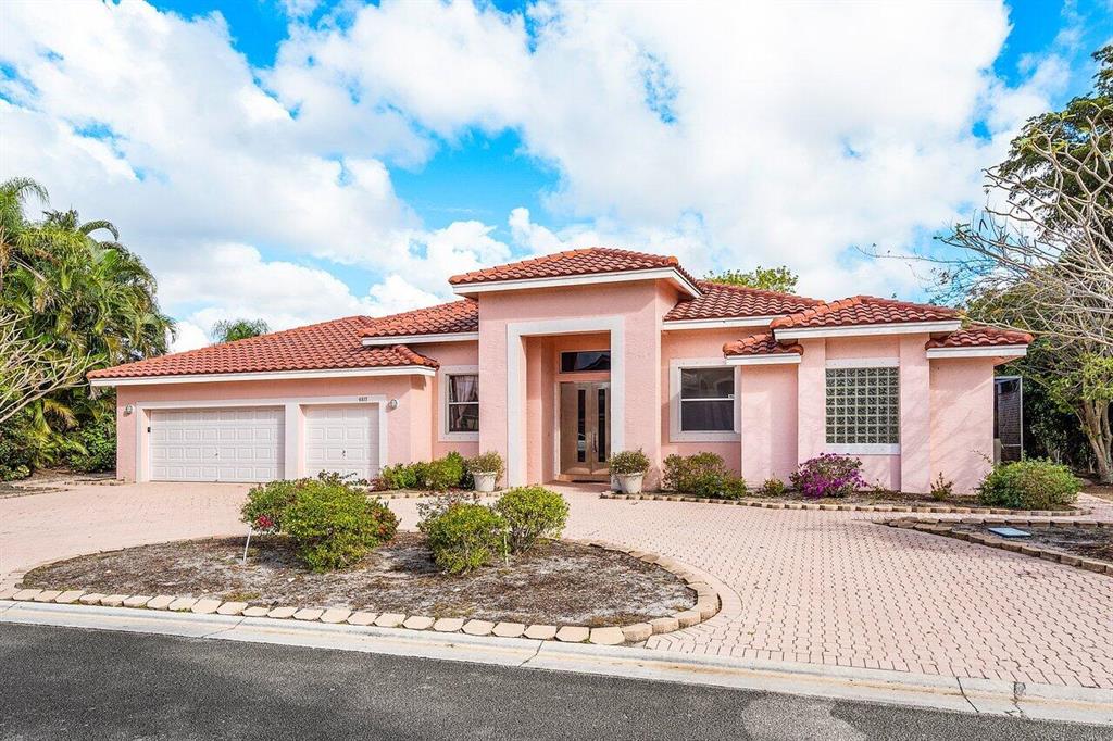4817 Bucida Road