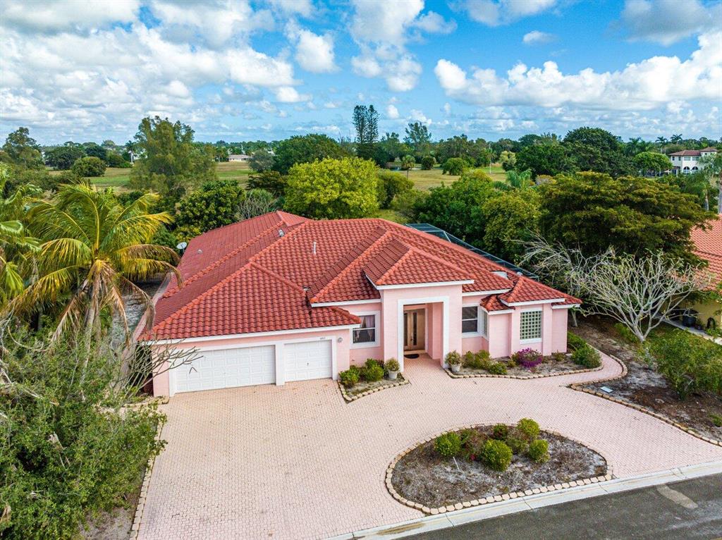 4817 Bucida Road