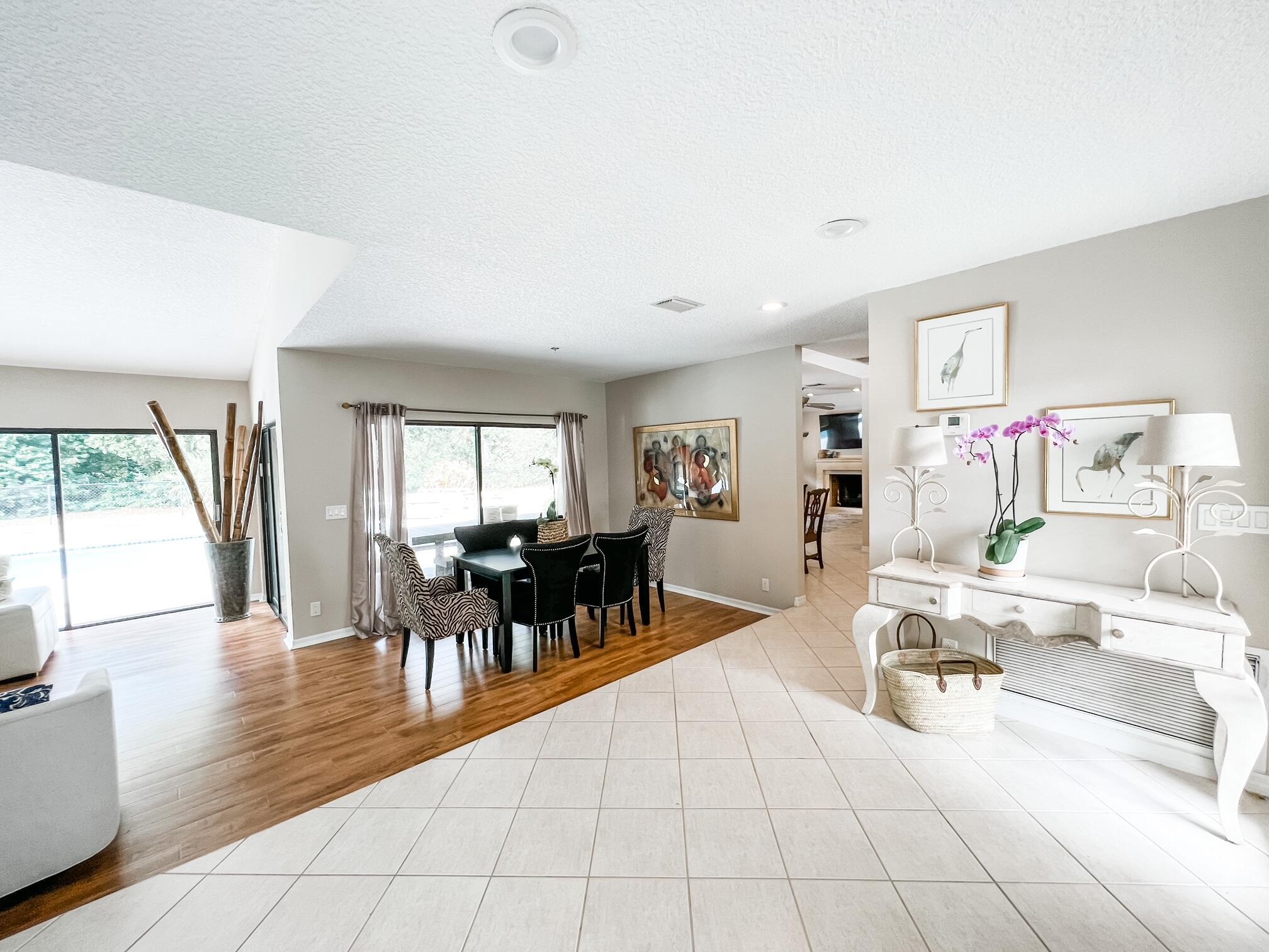 4563 Gleneagles Drive