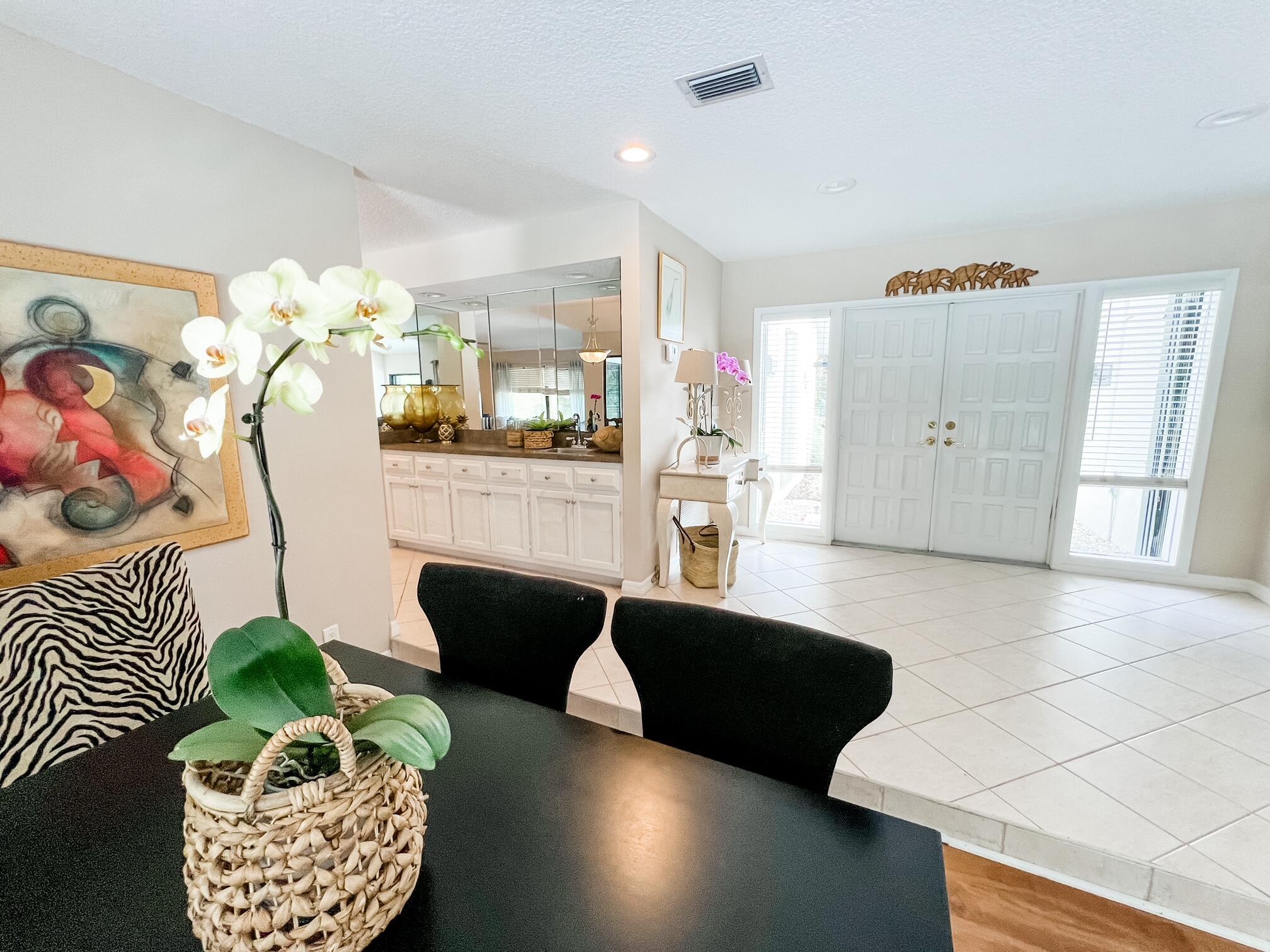 4563 Gleneagles Drive