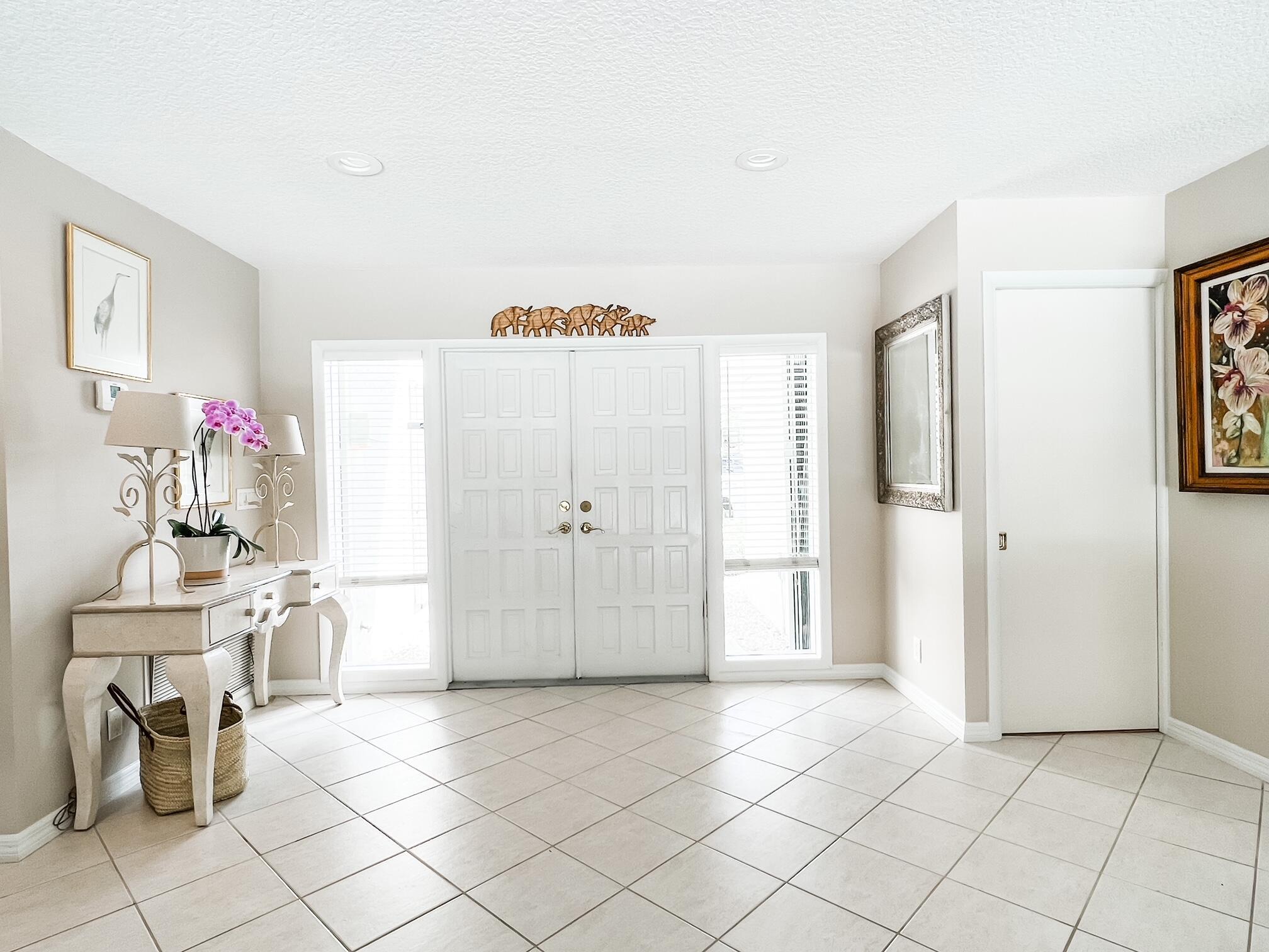 4563 Gleneagles Drive