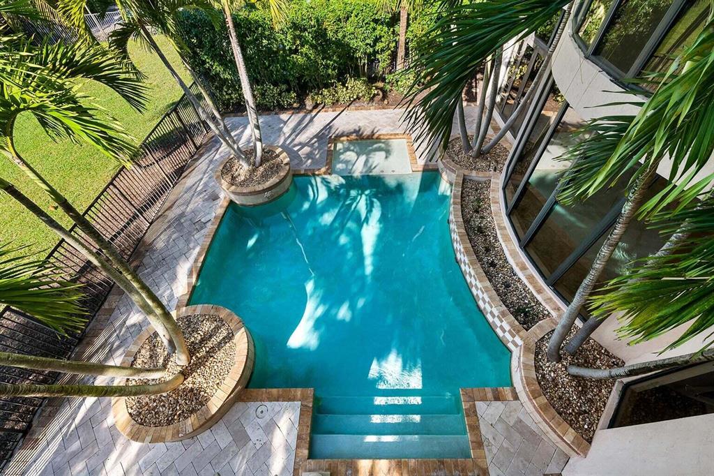 17685 Circle Pond Court