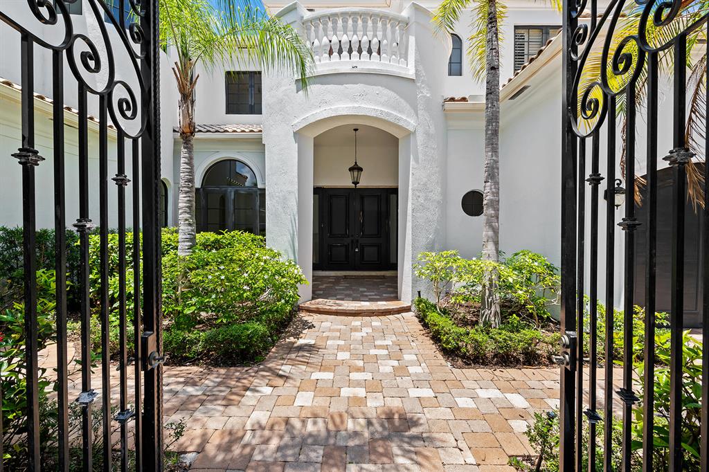 17685 Circle Pond Court
