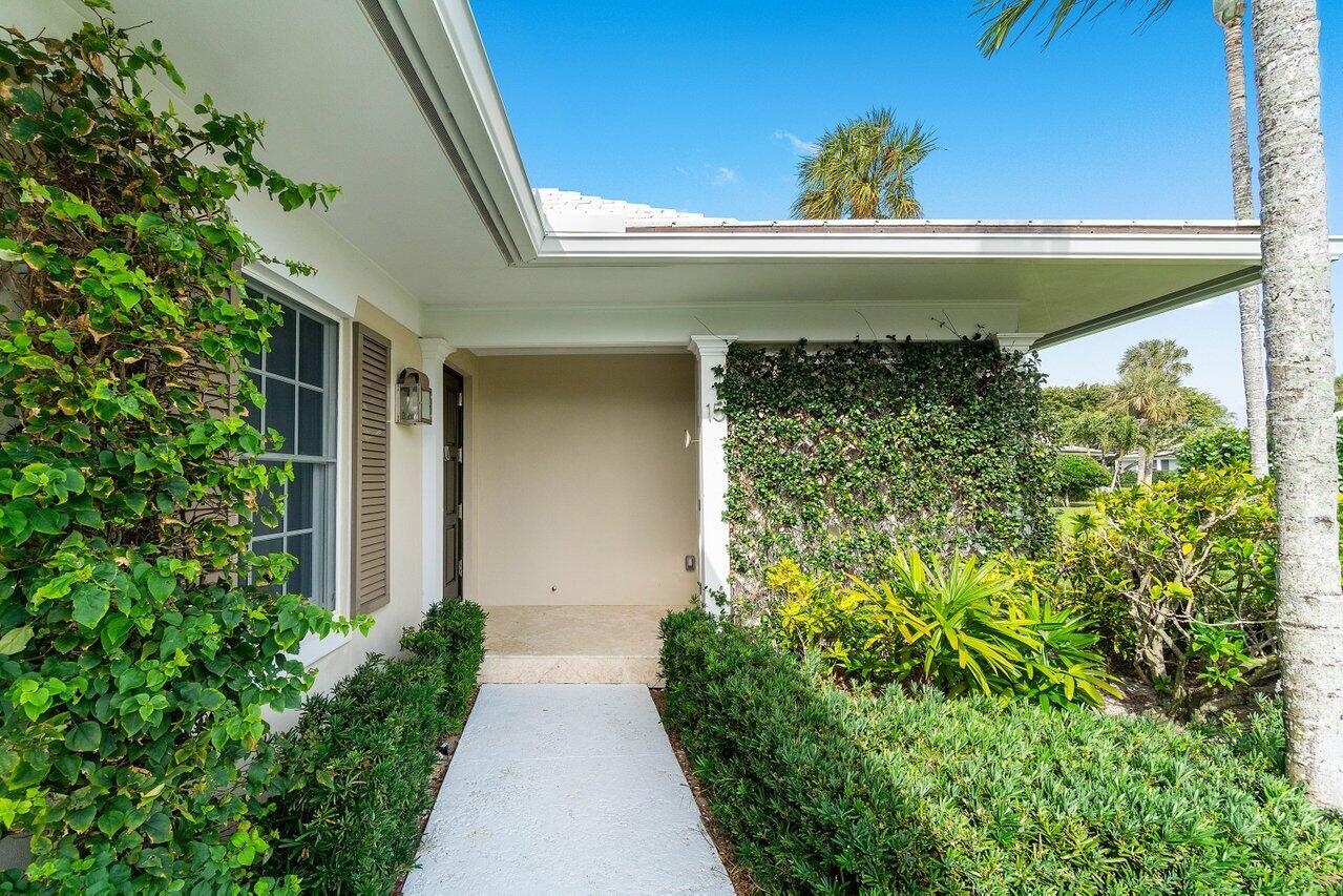 11587 Lost Tree Way Cottage #15