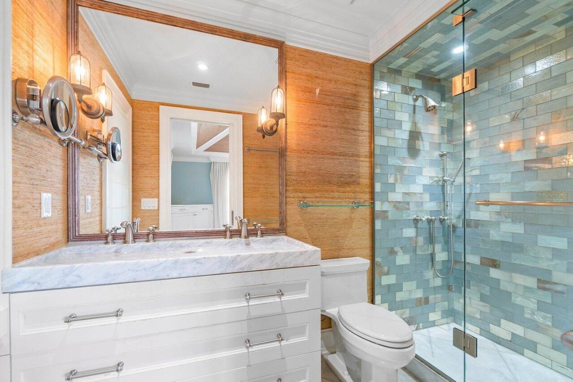 11587 Lost Tree Way Cottage #15