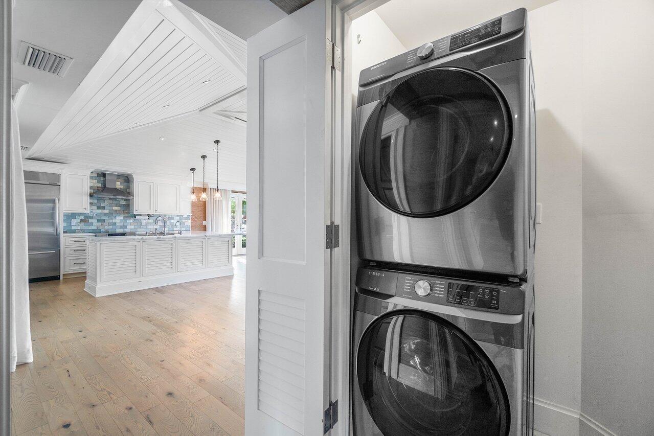 11587 Lost Tree Way Cottage #15