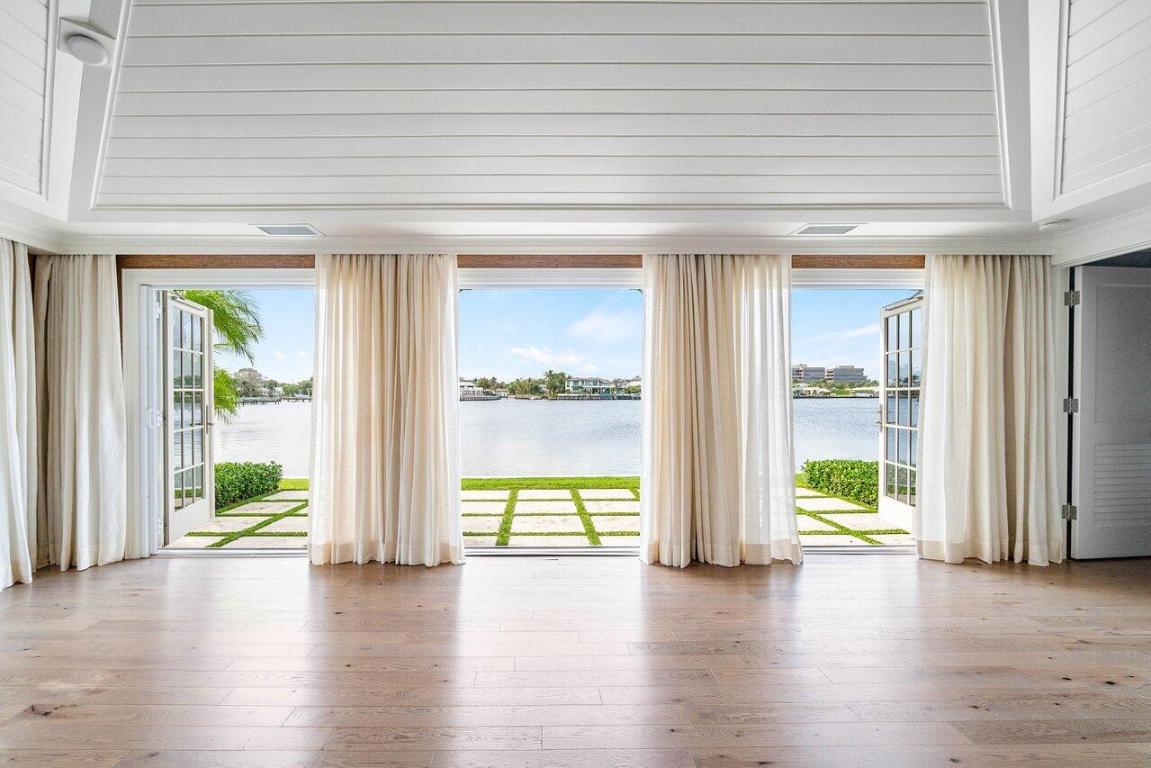 11587 Lost Tree Way Cottage #15