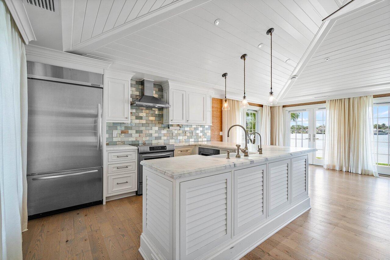 11587 Lost Tree Way Cottage #15