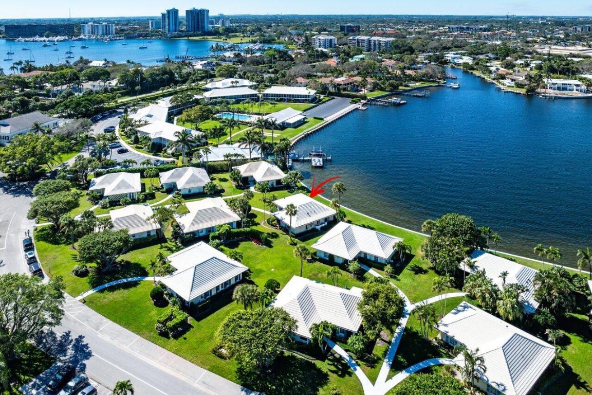 11587 Lost Tree Way Cottage #15