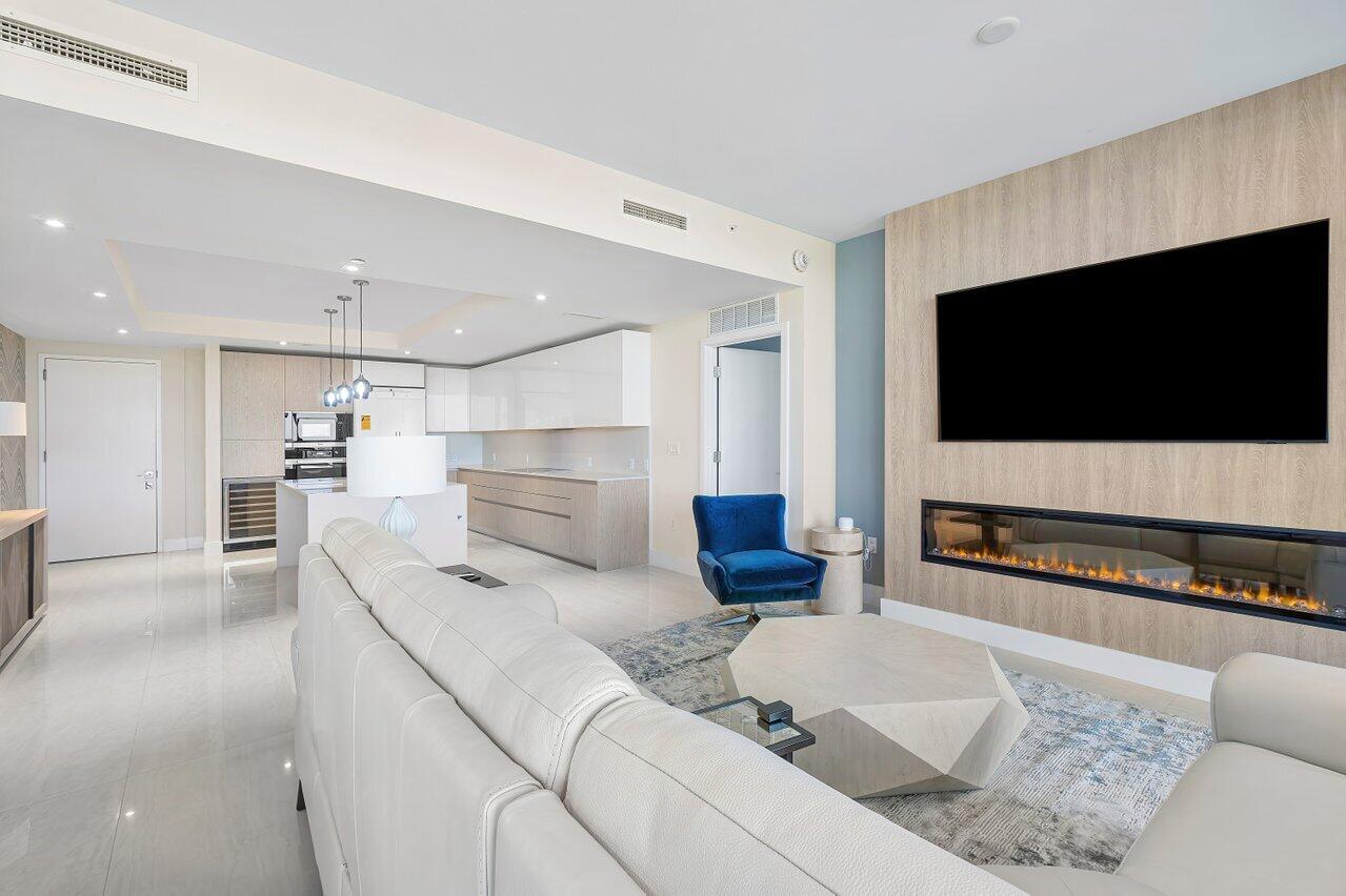 3100 N Ocean Drive 606