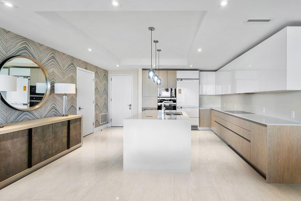 3100 N Ocean Drive 606