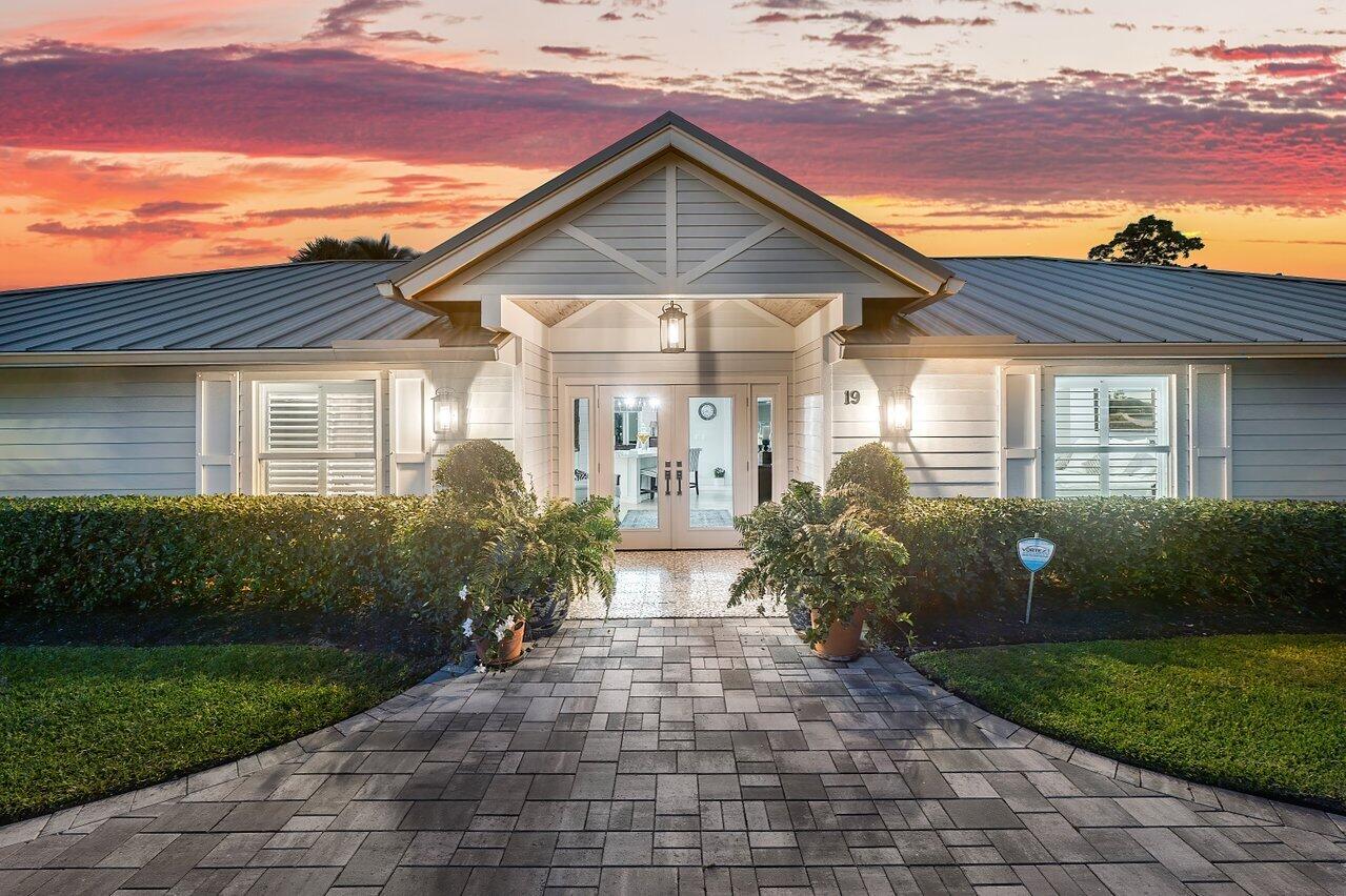 19 Saddleback Road