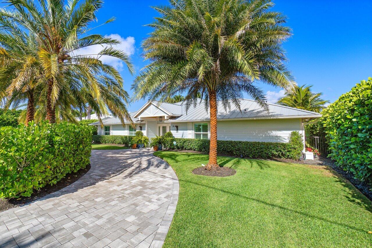 19 Saddleback Road