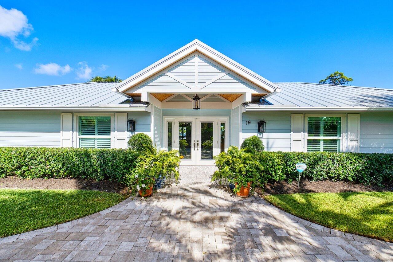 19 Saddleback Road